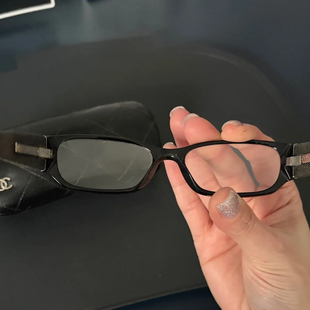 CHANEL Black Rectangular Eyeglasses with Quilted Case and CC Logo - Picture 5 of 9